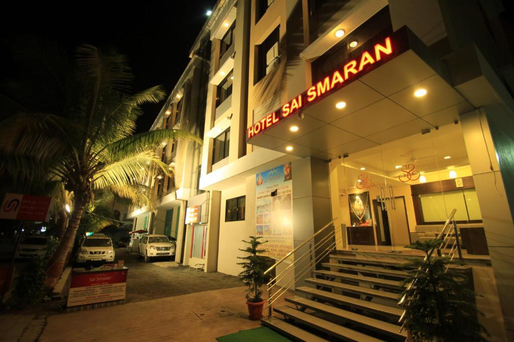 Hotel Sai Smaran Ширді Екстер'єр фото