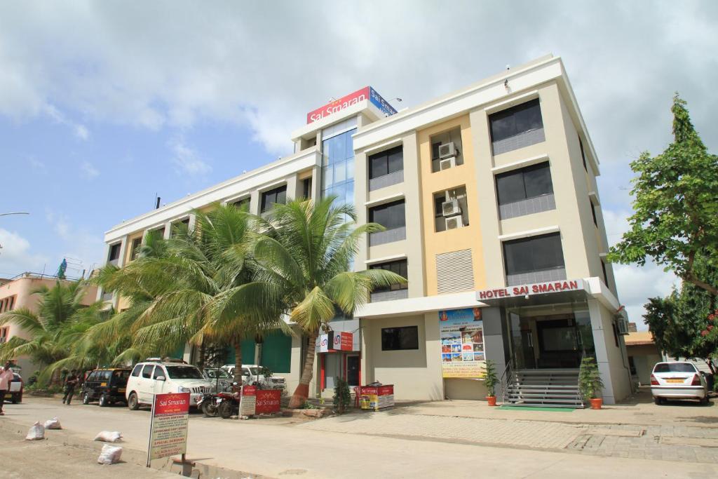 Hotel Sai Smaran Ширді Екстер'єр фото